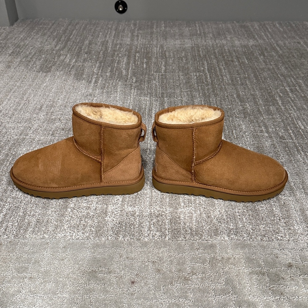 New Uggs Ugg classic mini chestnut size 6 / 37 - Picture 4 of 8